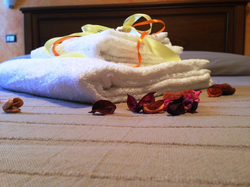 Al Casale Dei Nonni Bed & Breakfast Laureana Cilento ภายนอก รูปภาพ