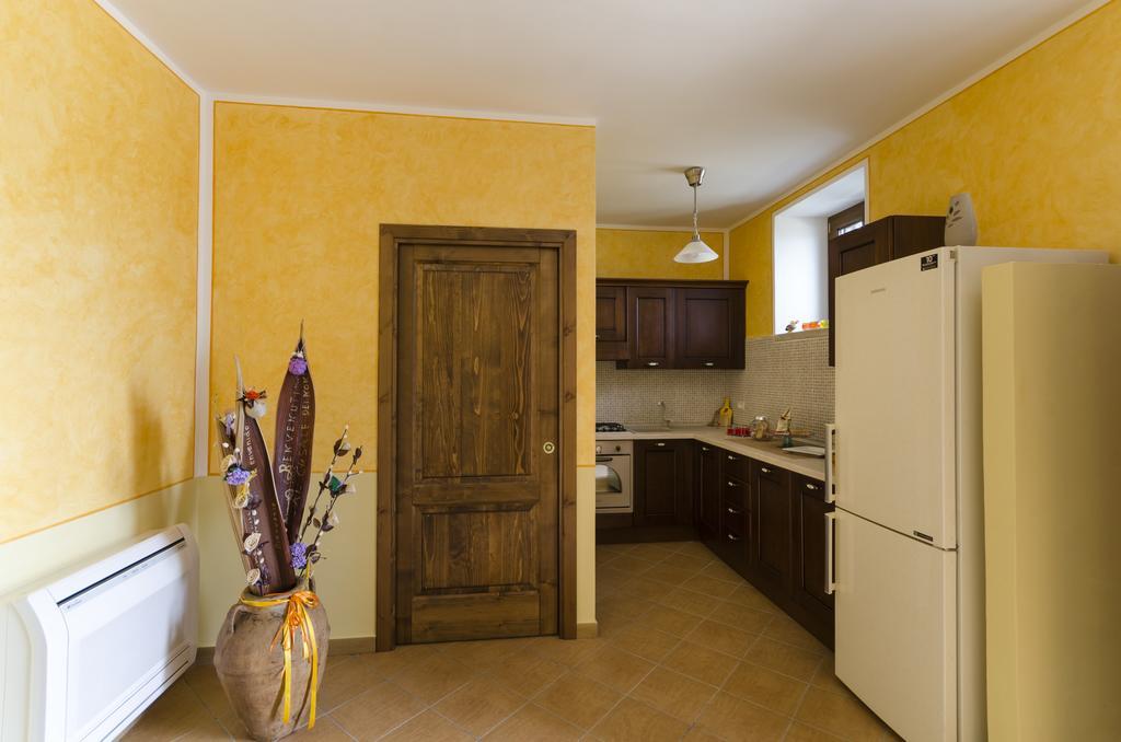 Al Casale Dei Nonni Bed & Breakfast Laureana Cilento ภายนอก รูปภาพ