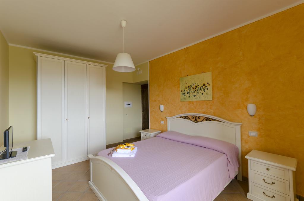 Al Casale Dei Nonni Bed & Breakfast Laureana Cilento ภายนอก รูปภาพ